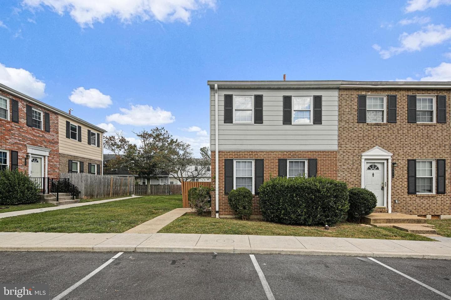 8218 Tomlinson Court photo 3
