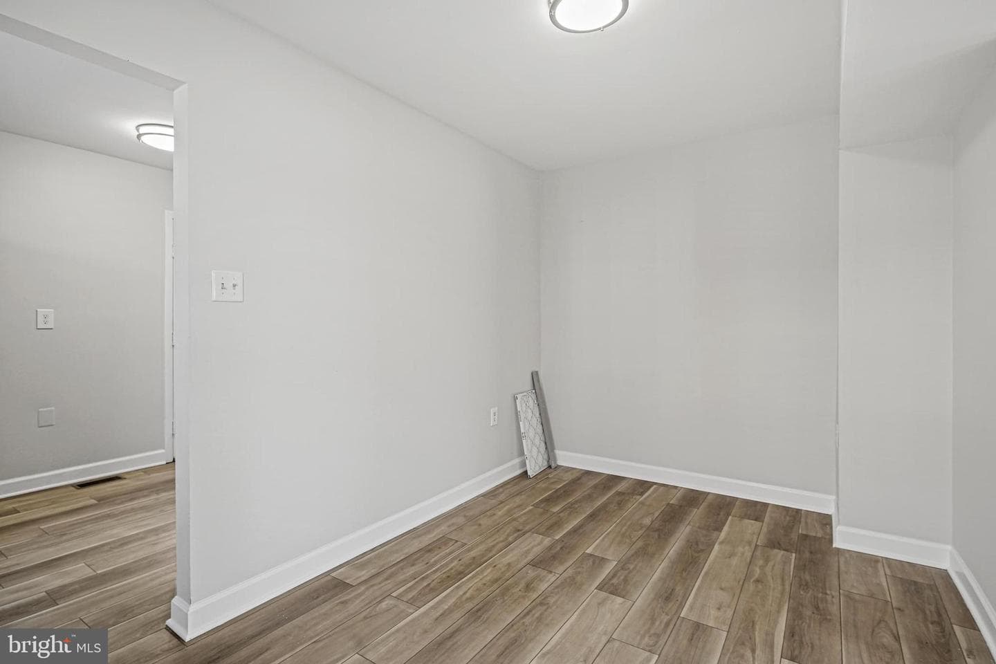 8218 Tomlinson Court photo 9