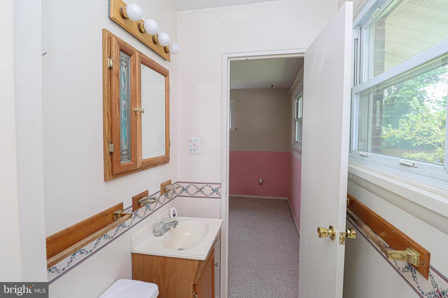 114 2nd Street photo 11