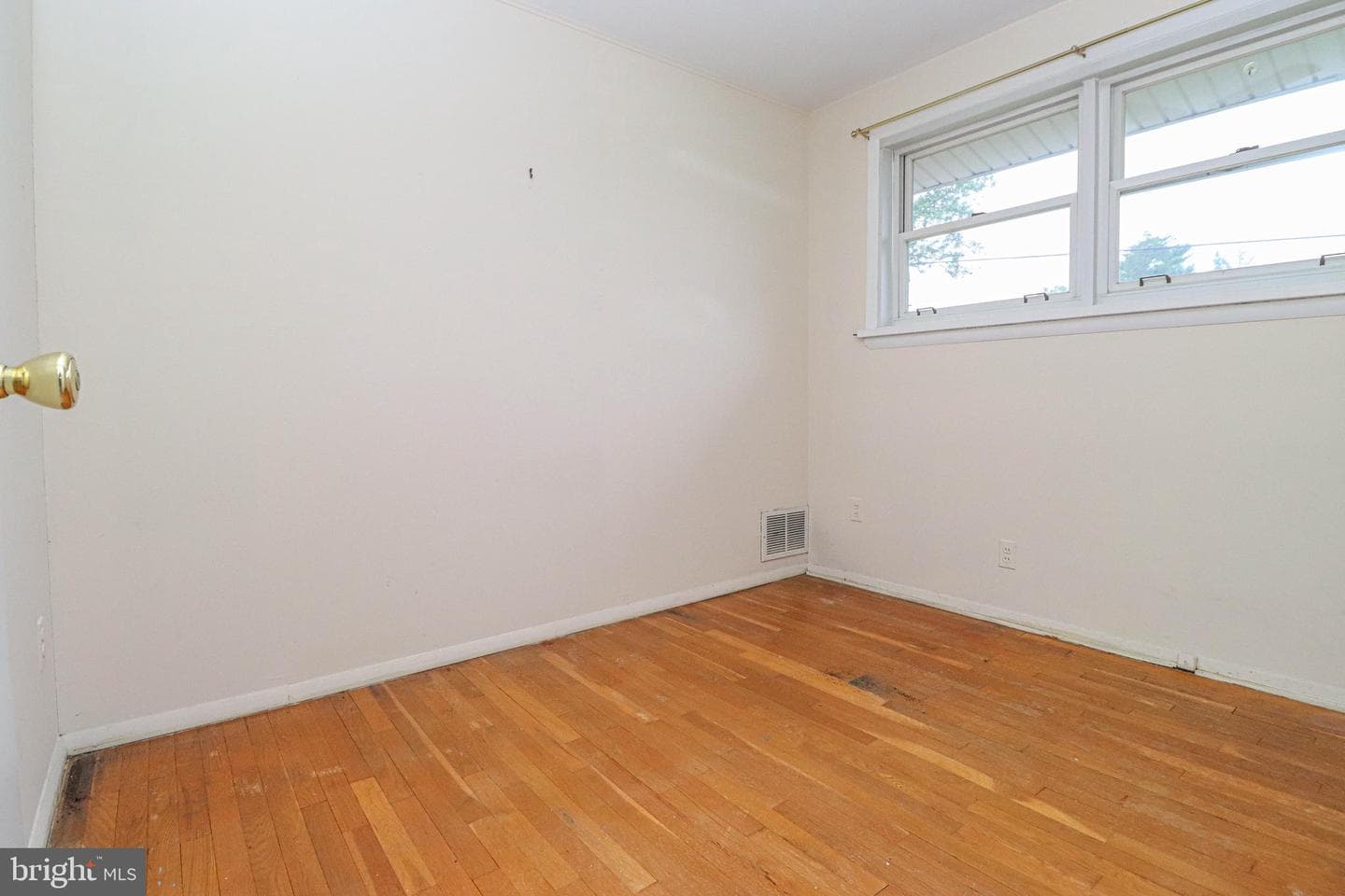 114 2nd Street photo 15