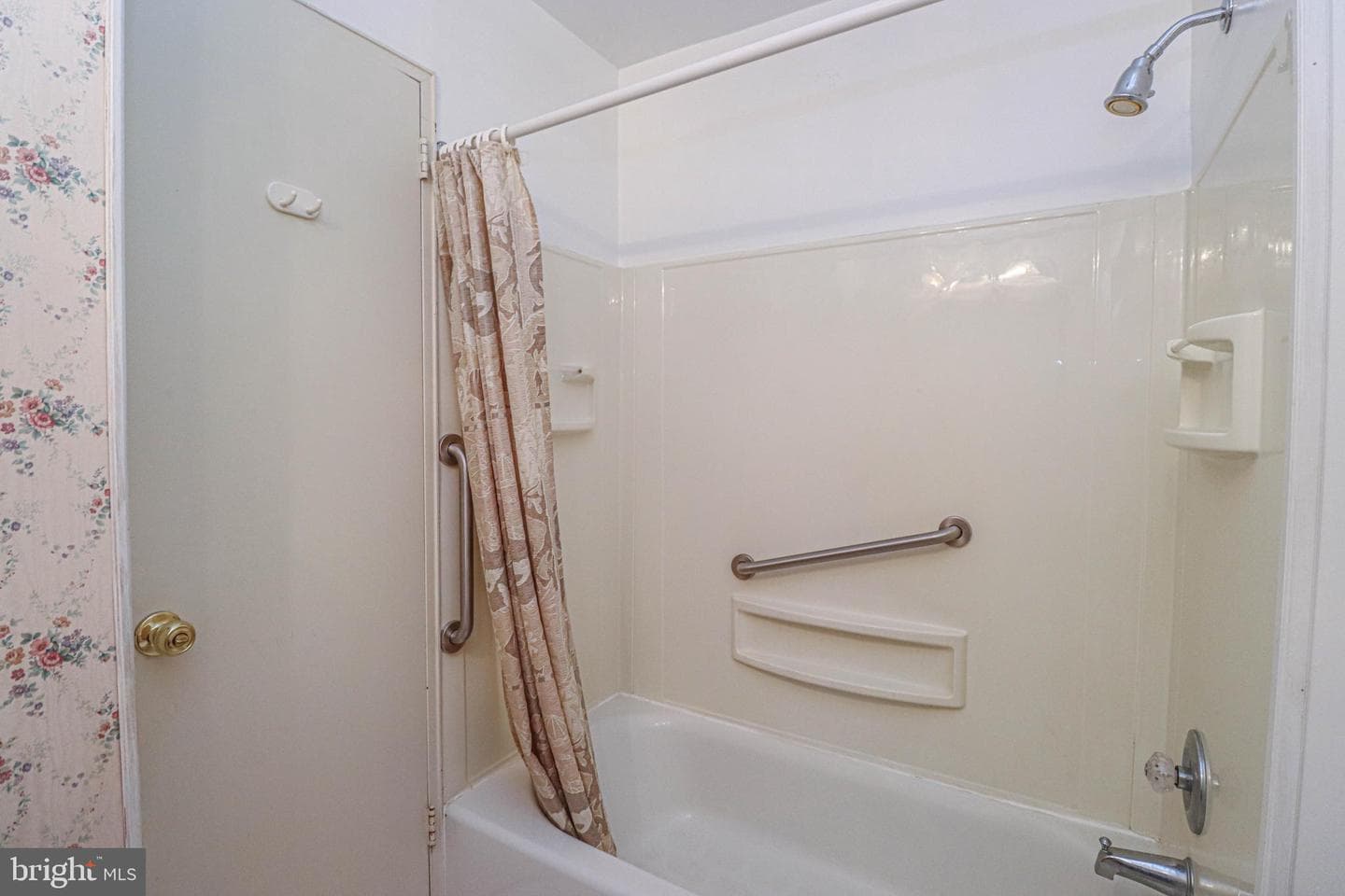 114 2nd Street photo 7