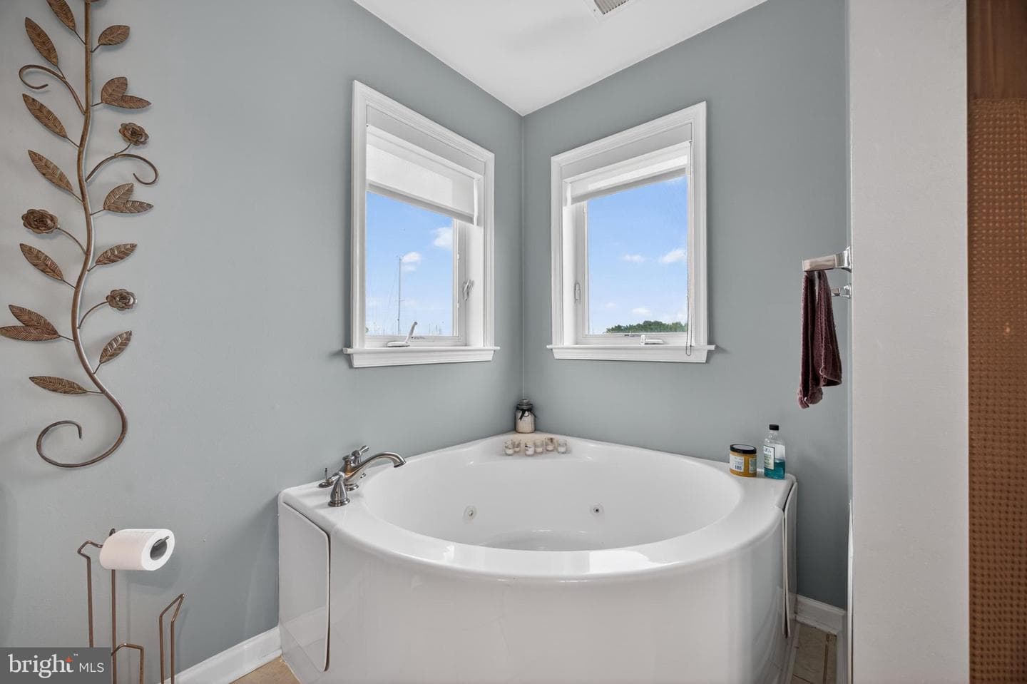 3762 Beach Drive Boulevard photo 18
