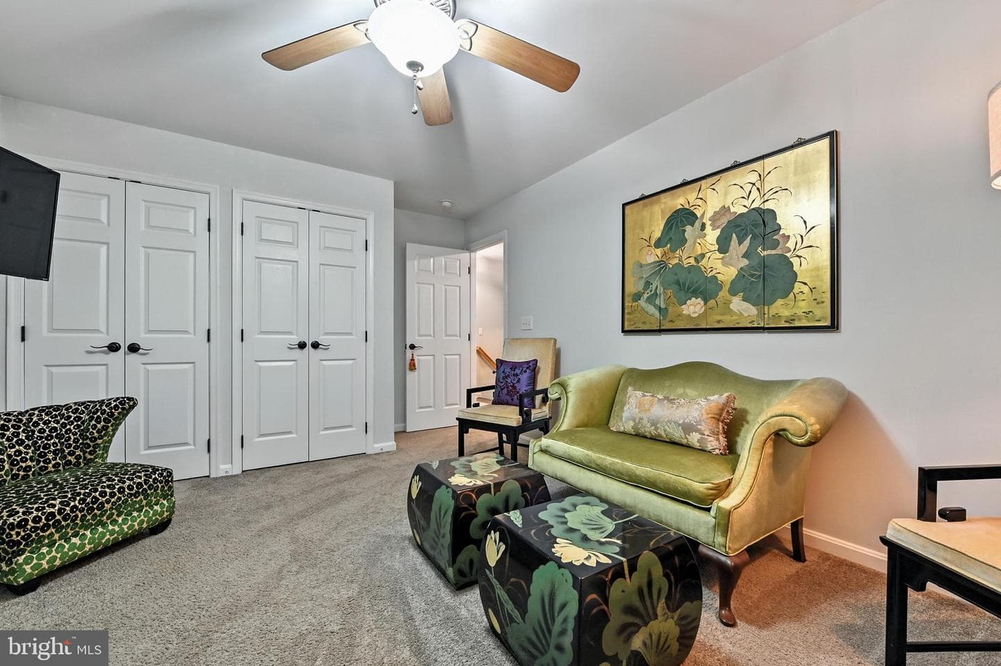 7068 Myrtle Avenue photo 33