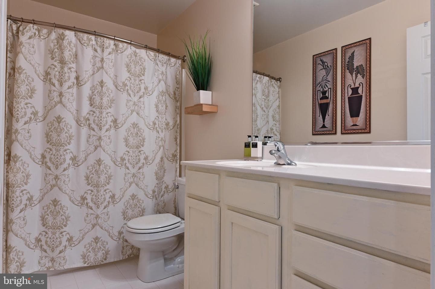 7068 Myrtle Avenue photo 36