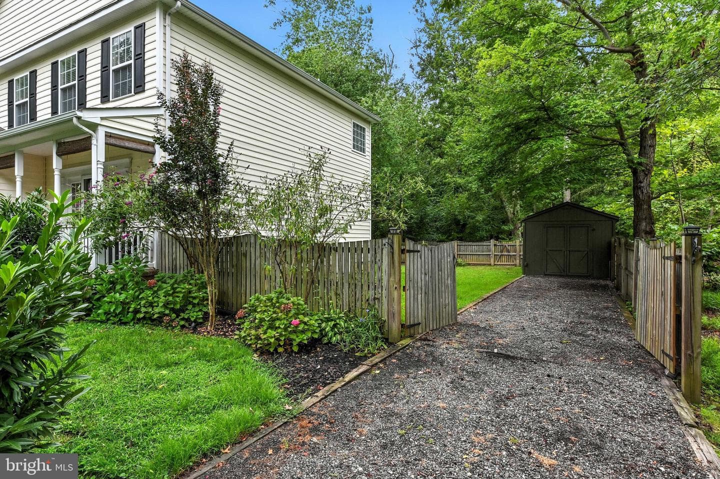 7068 Myrtle Avenue photo 39