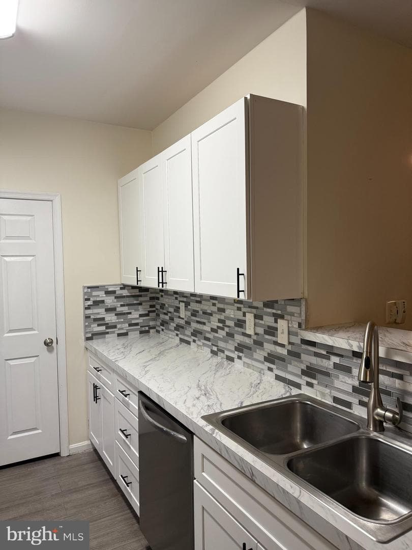 3521 Piney Woods Place #f003 photo 4