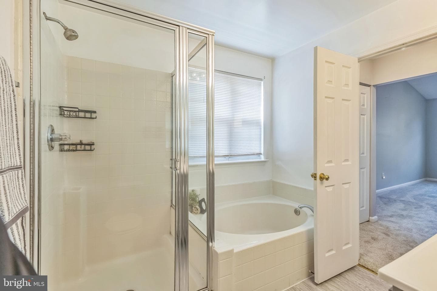 93 Richard Avenue photo 23