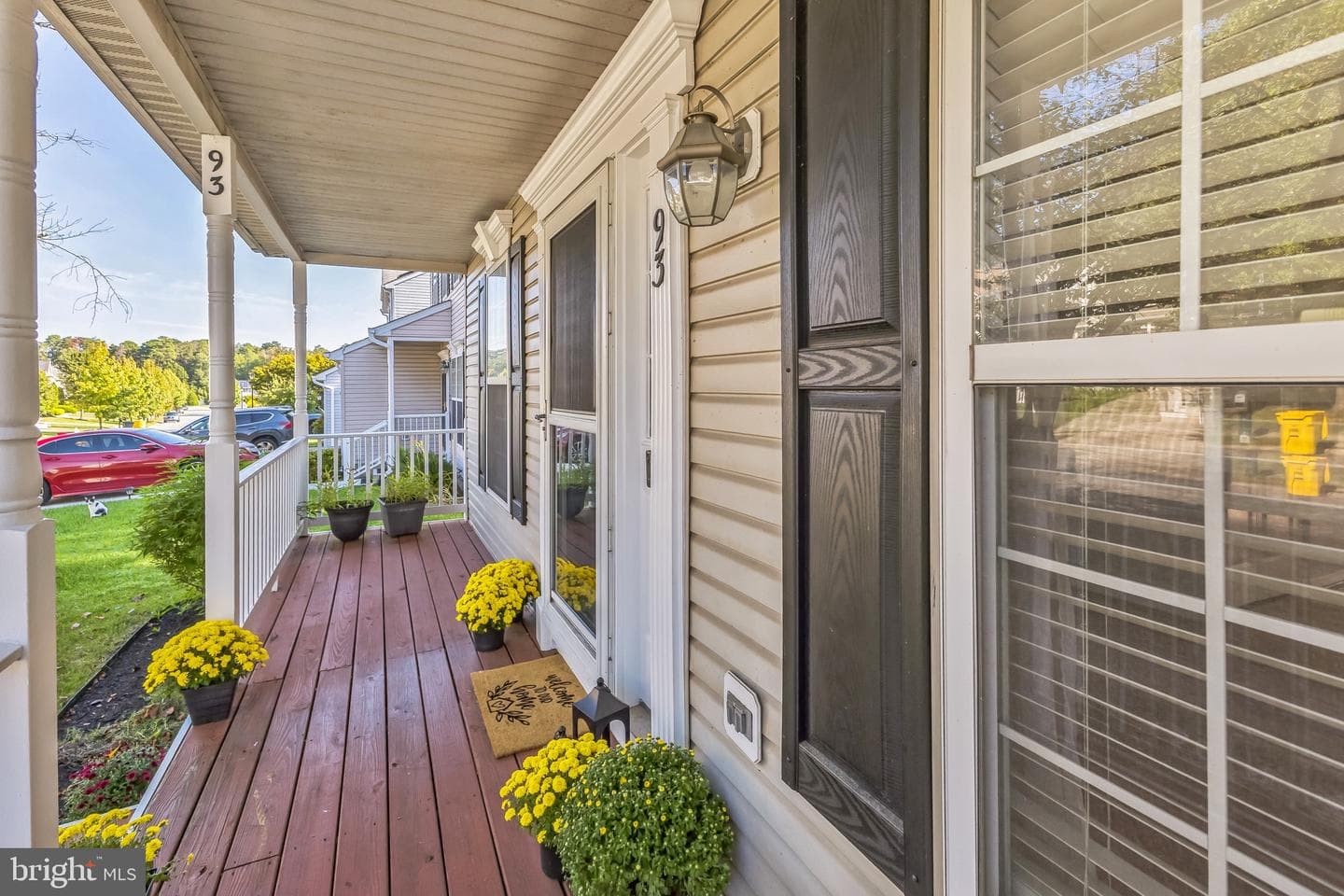 93 Richard Avenue photo 3