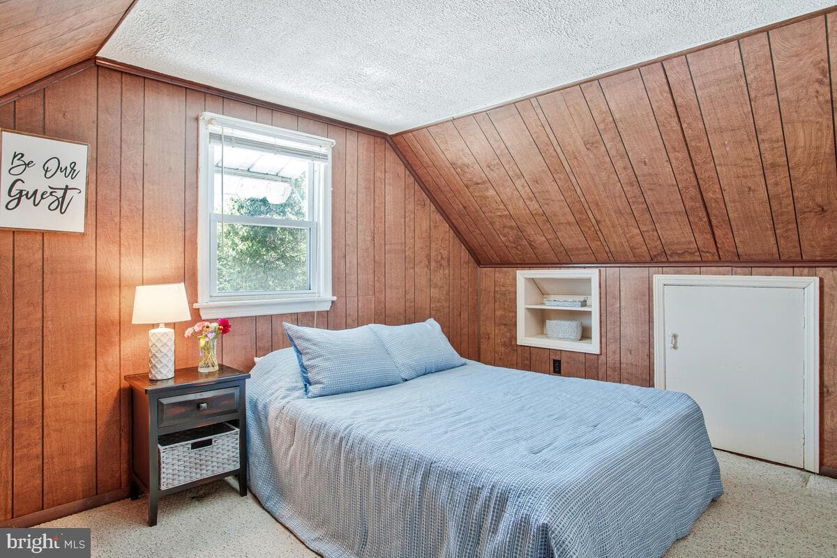 17 Mansion Road photo 30