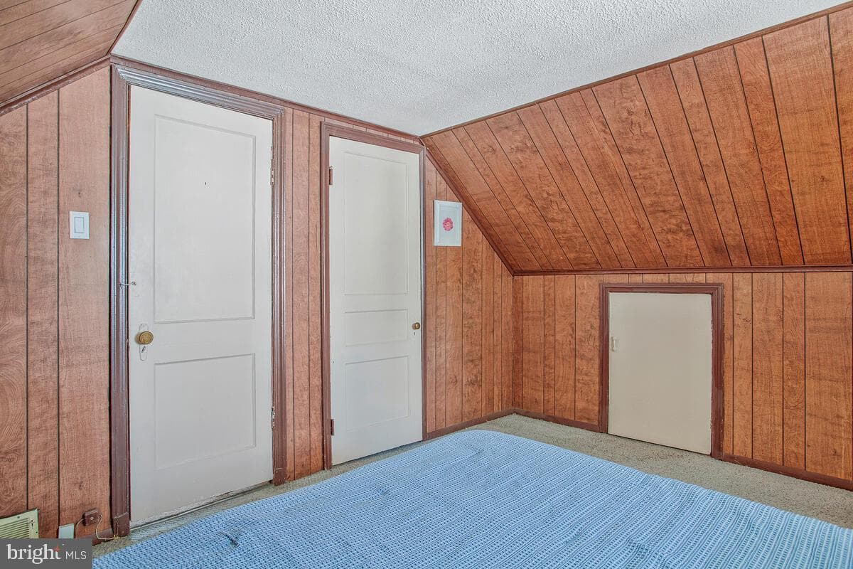 17 Mansion Road photo 31