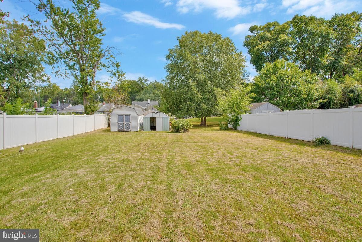 17 Mansion Road photo 6