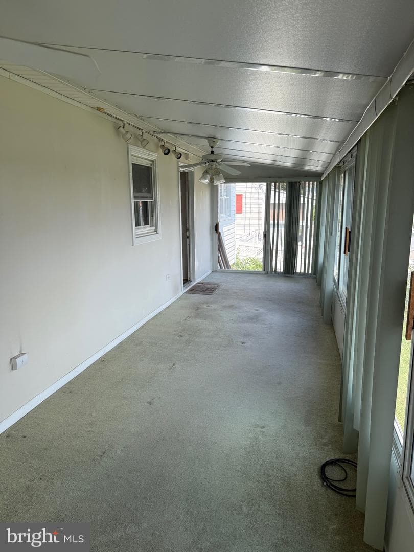 895 Gordon Drive photo 10