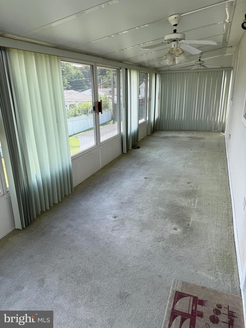 895 Gordon Drive photo 9