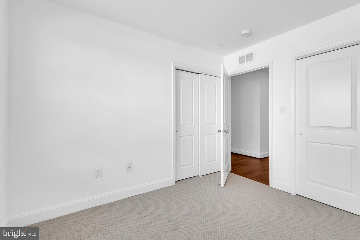 1719 Fieldstone Court #9 photo 15