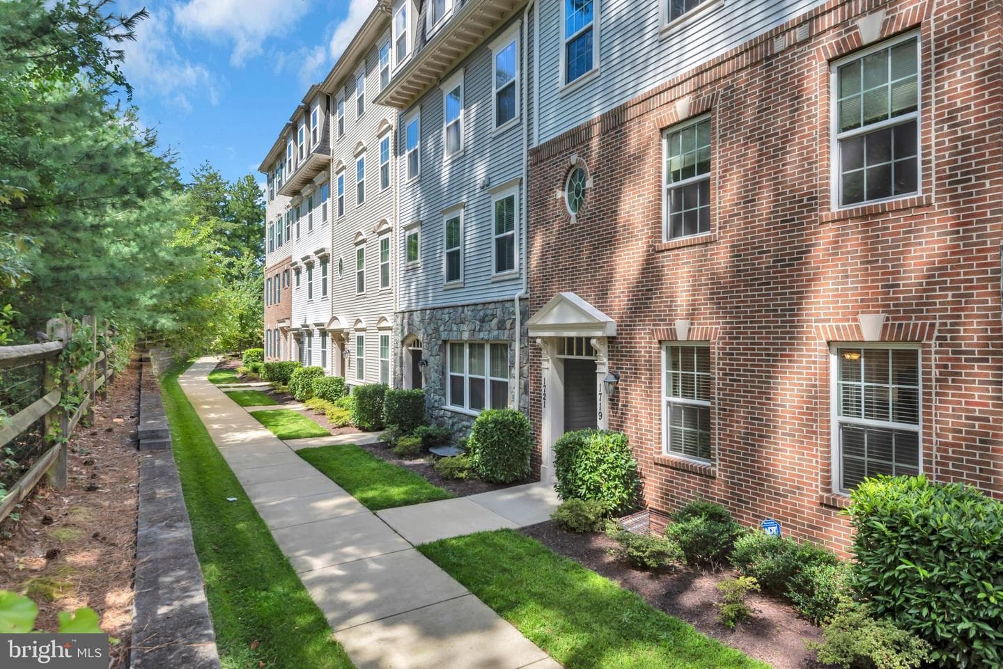 1719 Fieldstone Court #9 photo 3