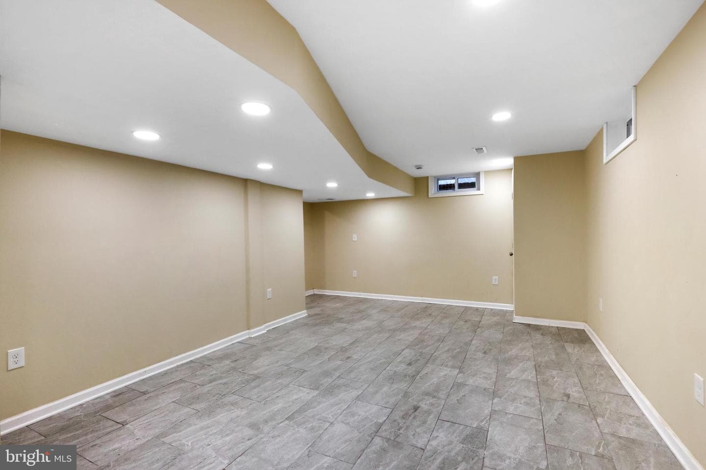 607 Wellham Avenue photo 36