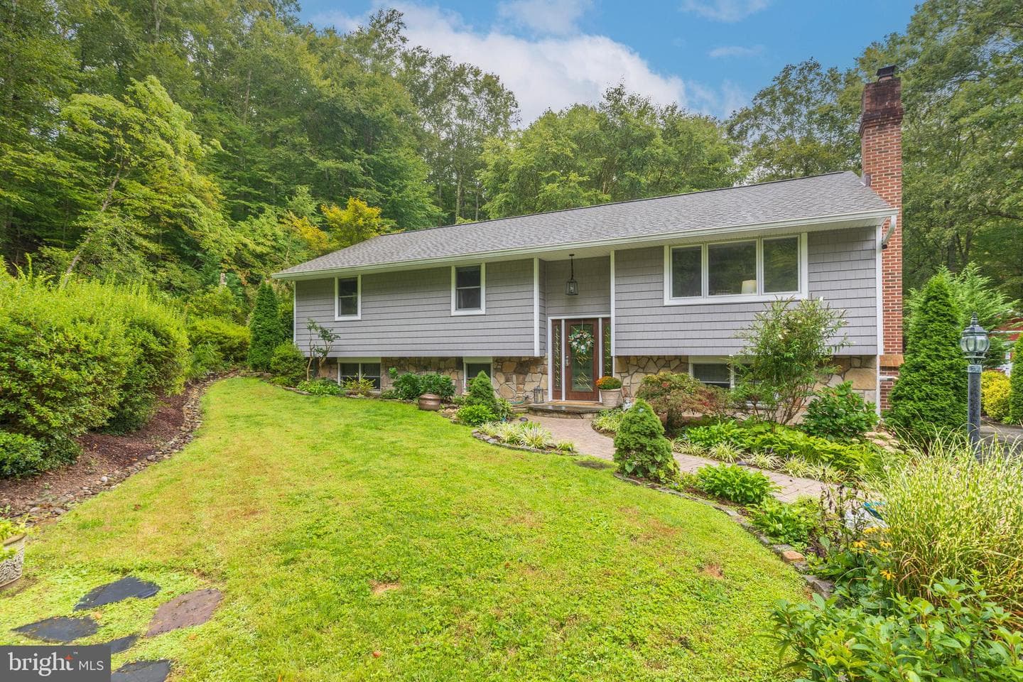 2114 Hallmark Drive photo 47