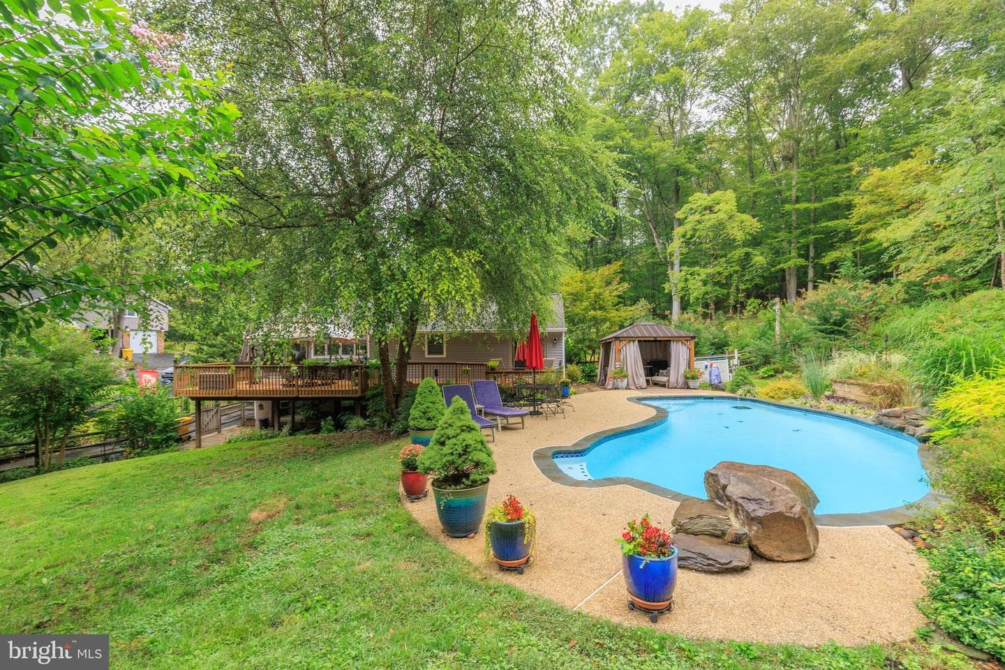 2114 Hallmark Drive photo 57