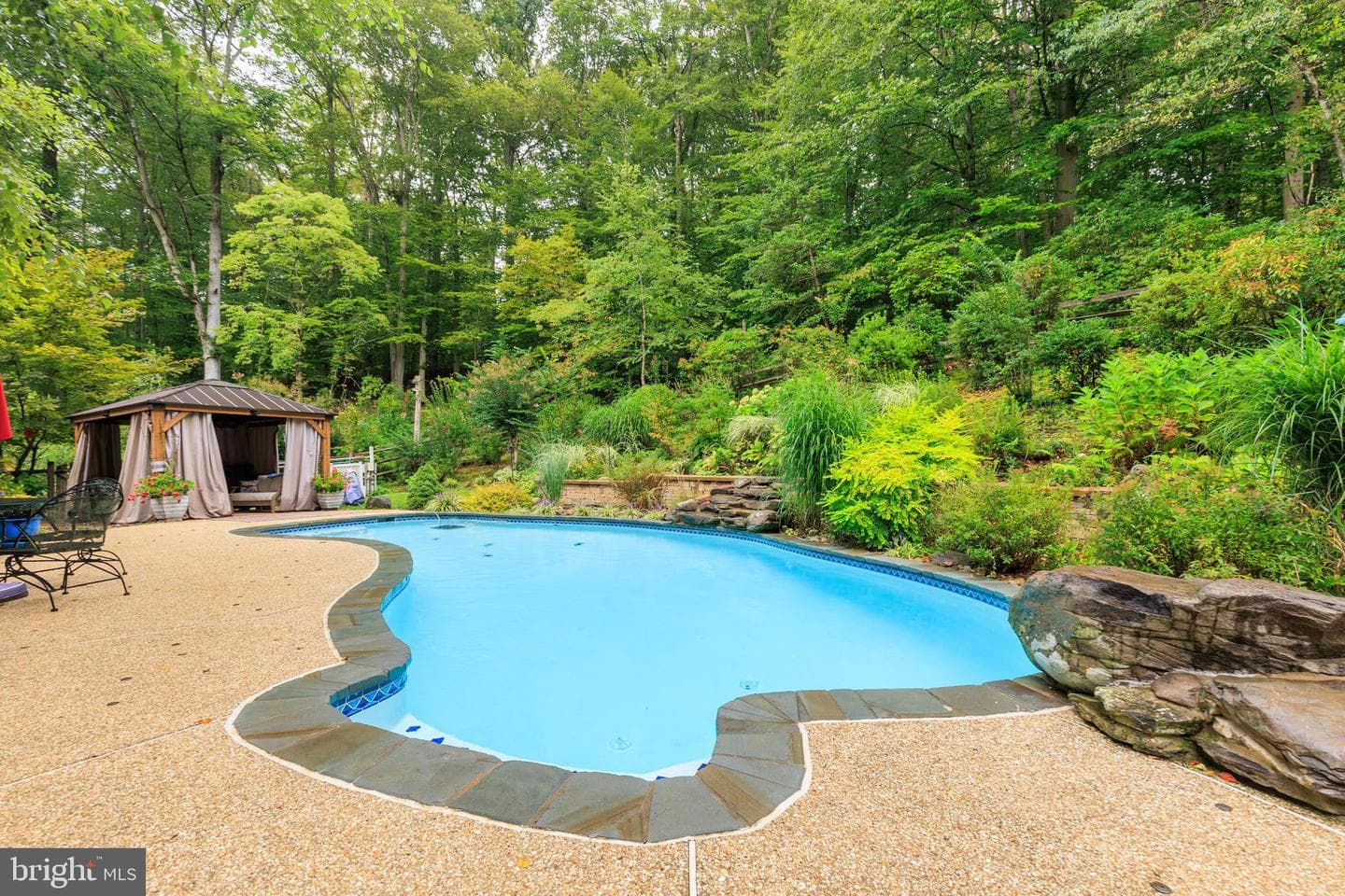 2114 Hallmark Drive photo 58