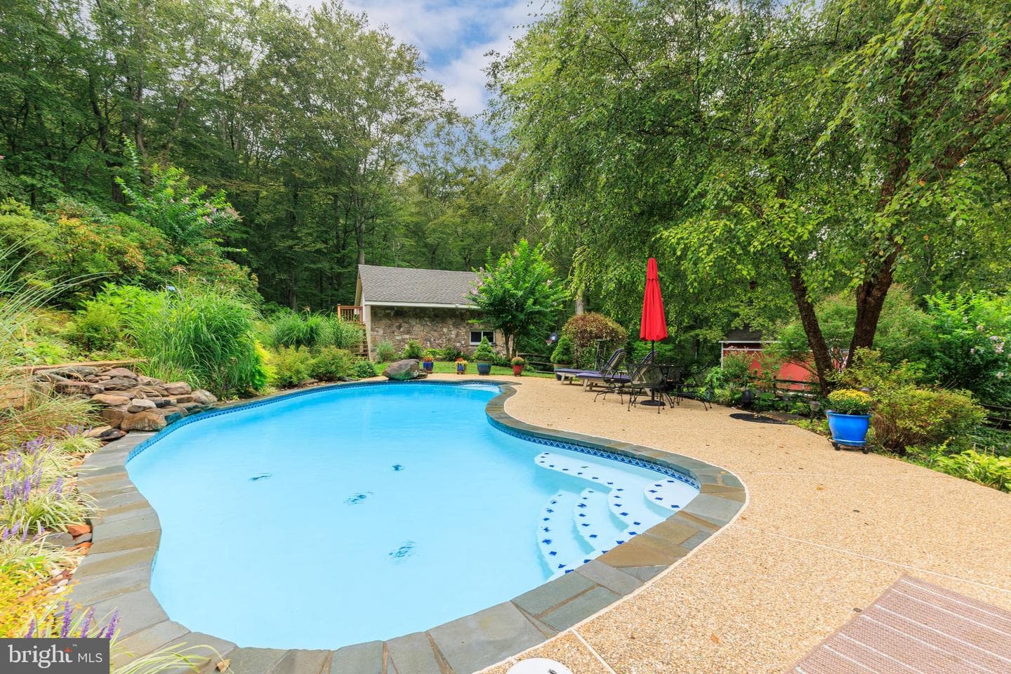 2114 Hallmark Drive photo 60