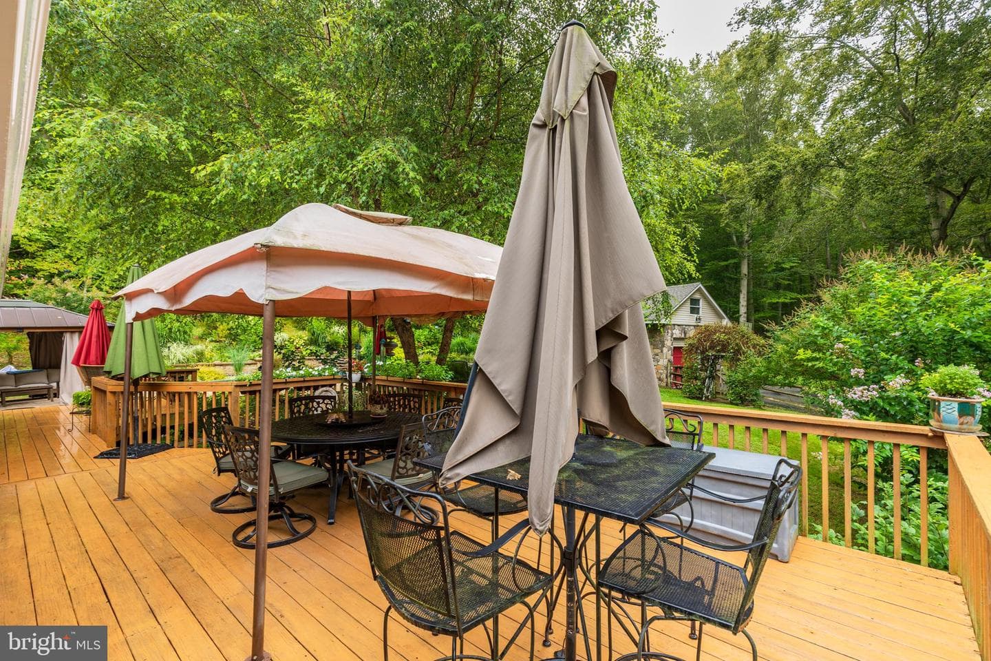 2114 Hallmark Drive photo 66