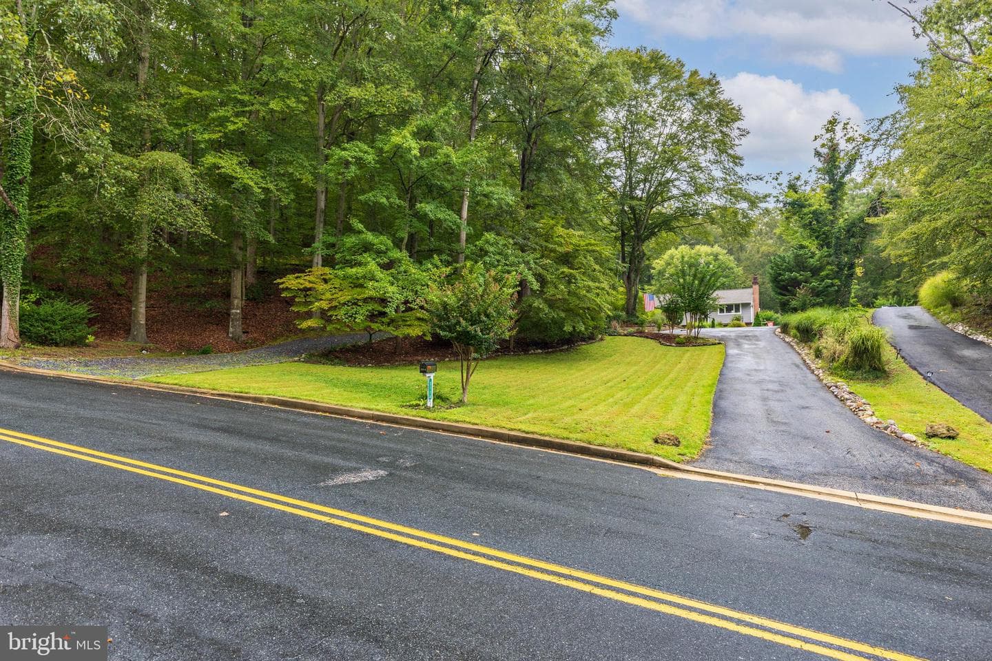 2114 Hallmark Drive photo 70