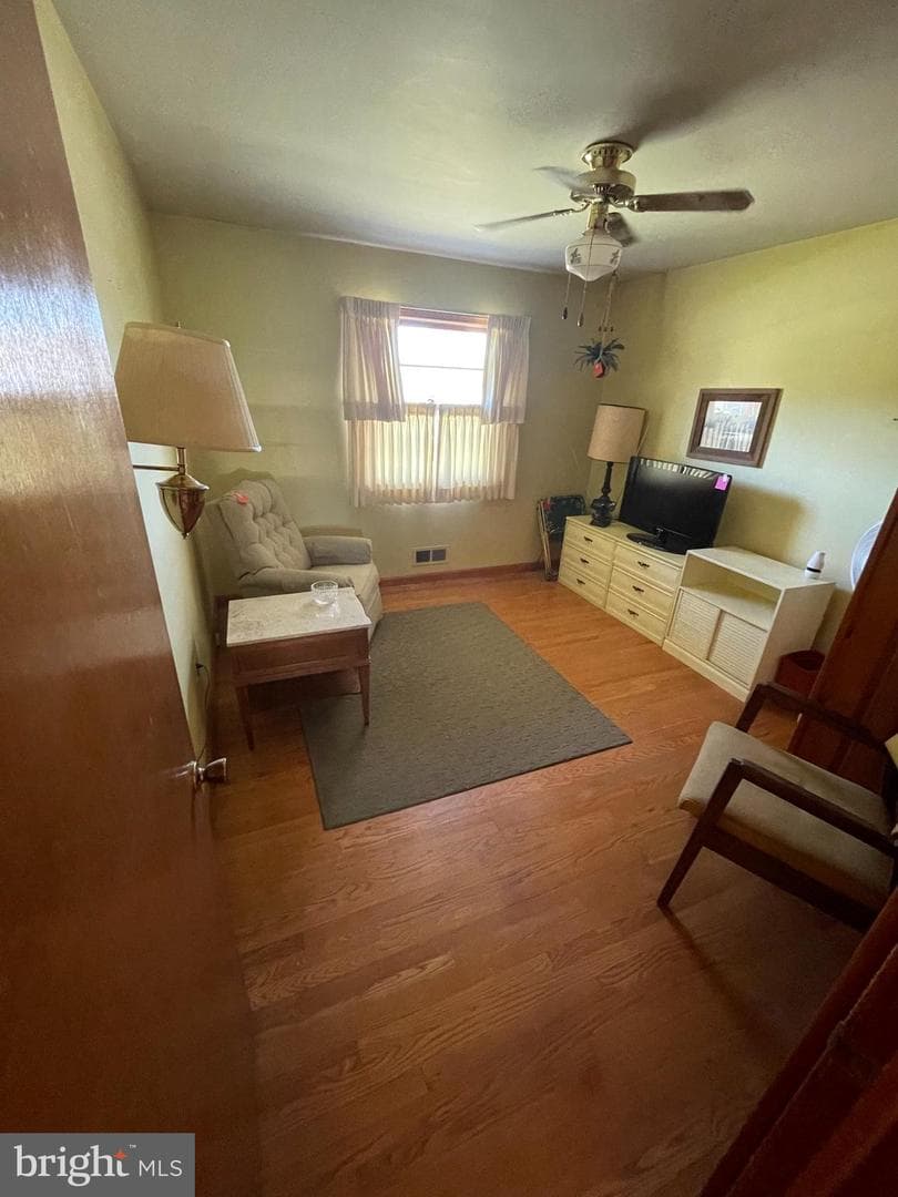 703 Juniper Road photo 15