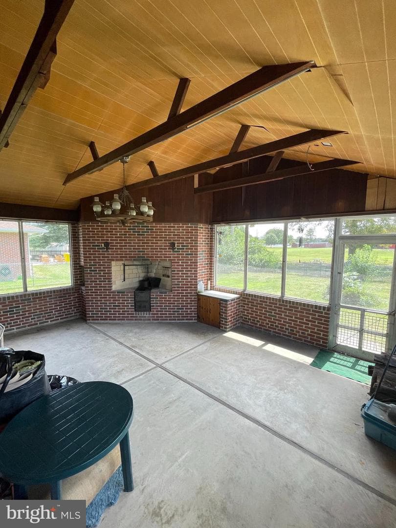703 Juniper Road photo 18