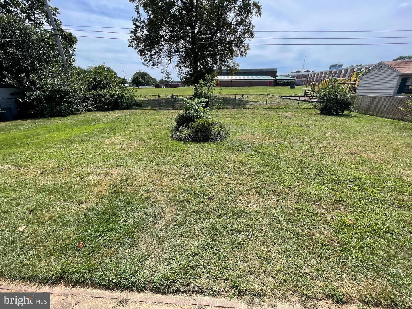 703 Juniper Road photo 23