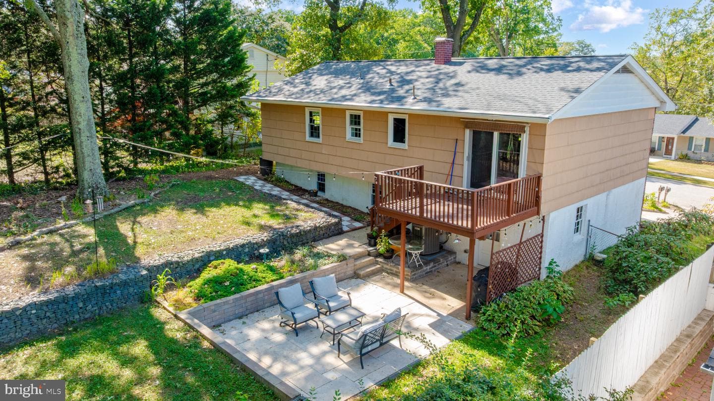 7516 Montevideo Court photo 3