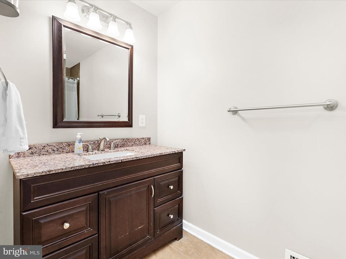 336 Cresswell Road photo 24