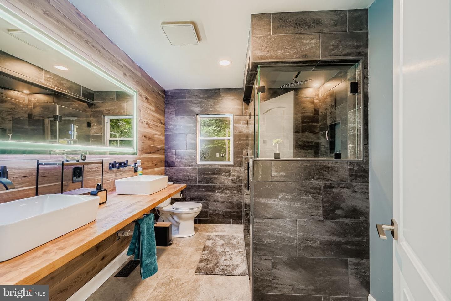 3203 Brezina Place photo 14