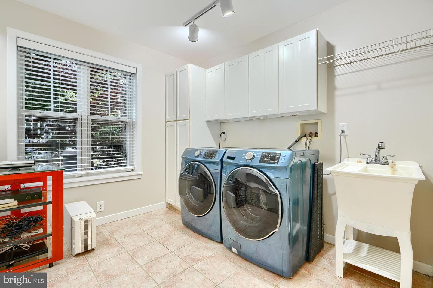 1230 Crummell Avenue photo 34