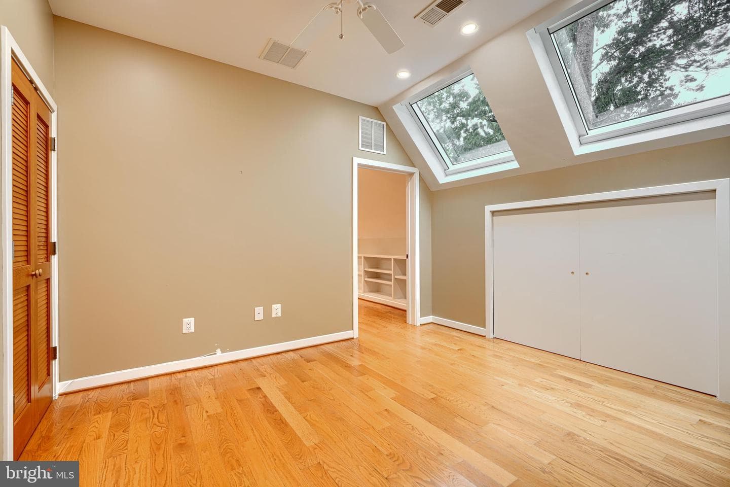 1230 Crummell Avenue photo 60