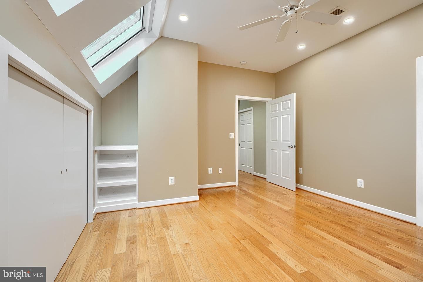 1230 Crummell Avenue photo 61