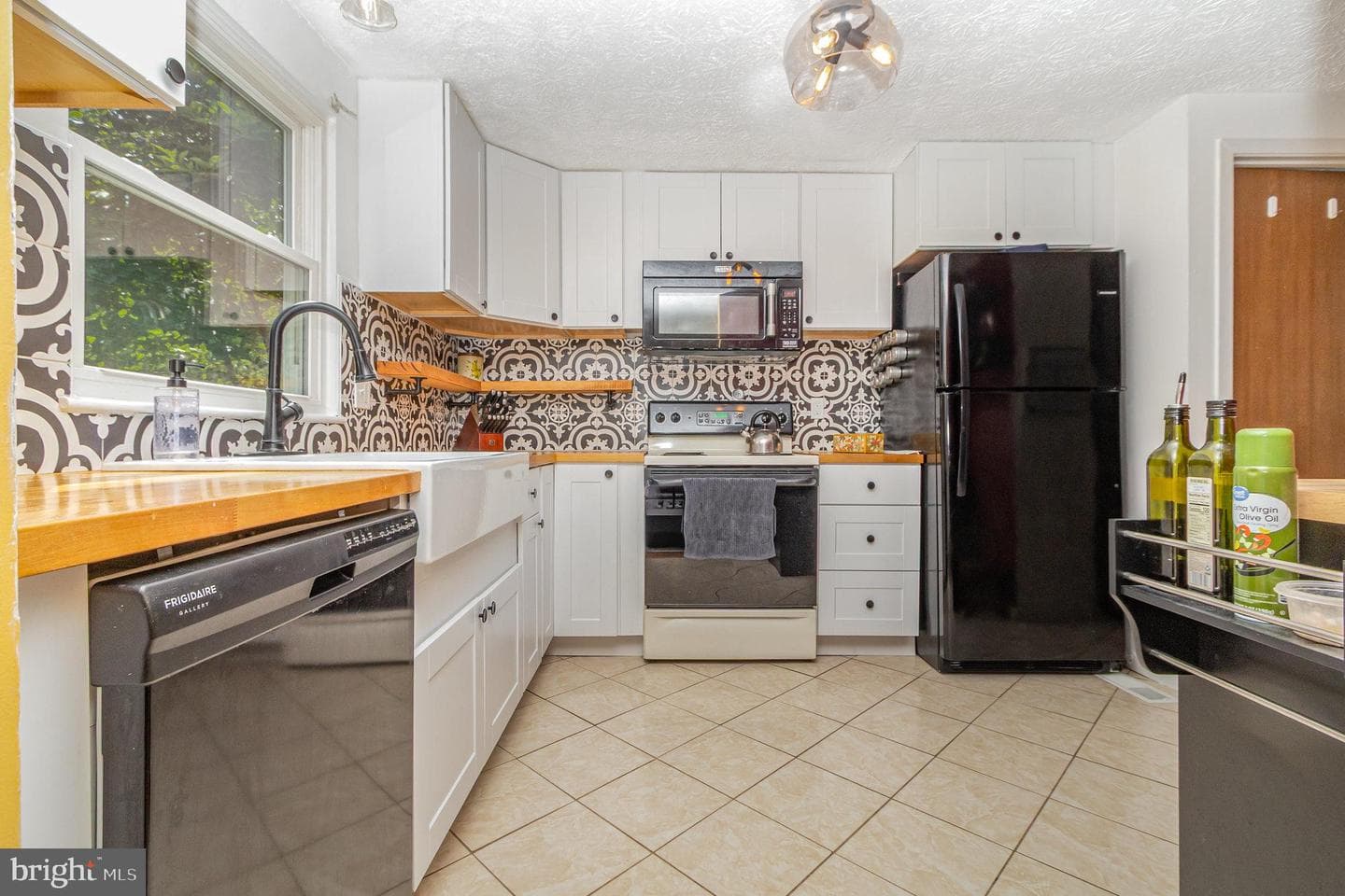 7983 Covington Avenue photo 7