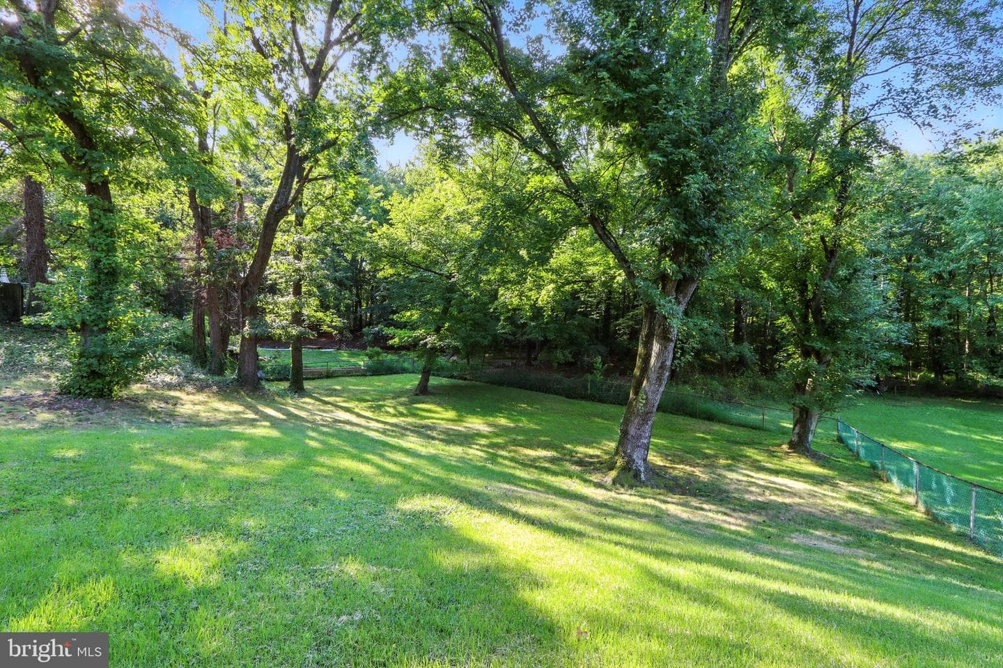 372 Centerhill Avenue photo 34