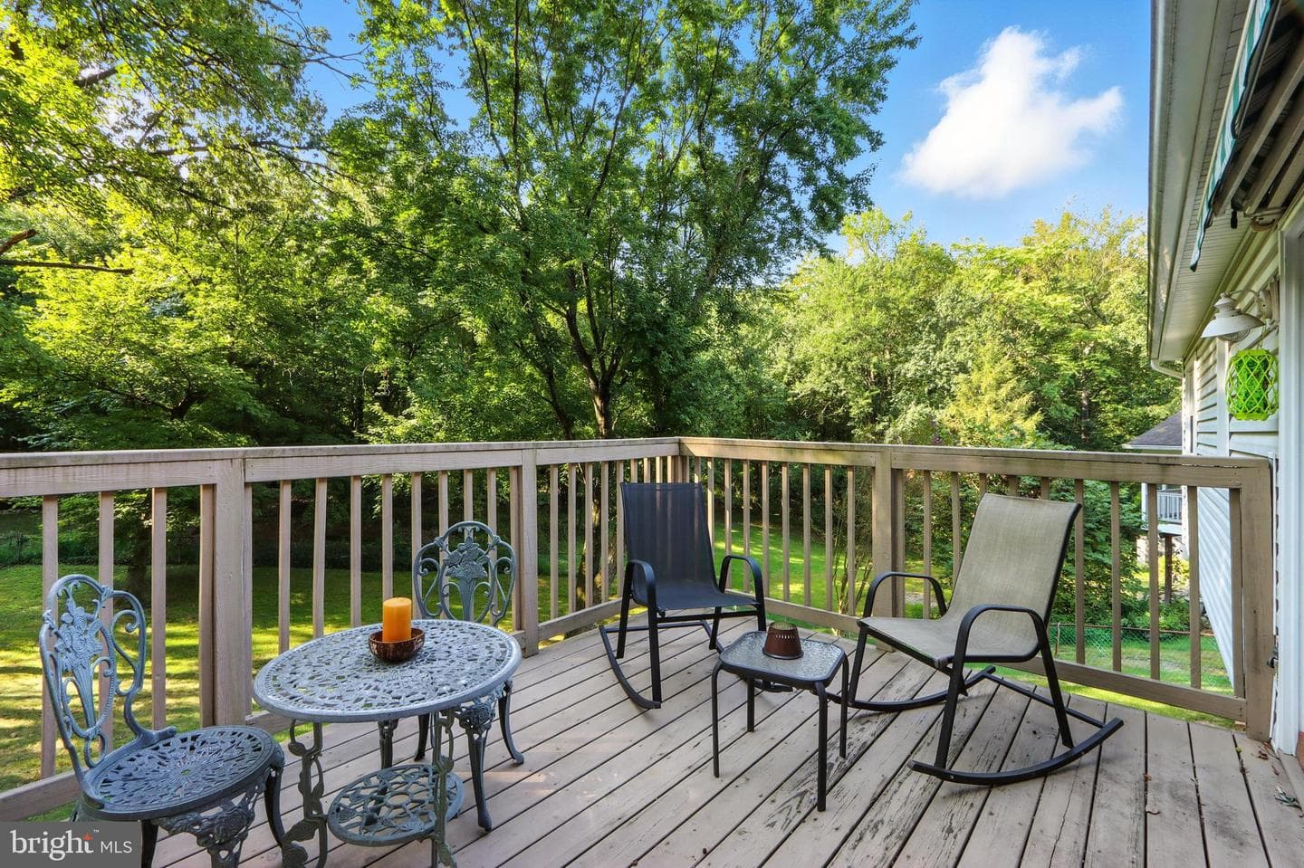 372 Centerhill Avenue photo 9
