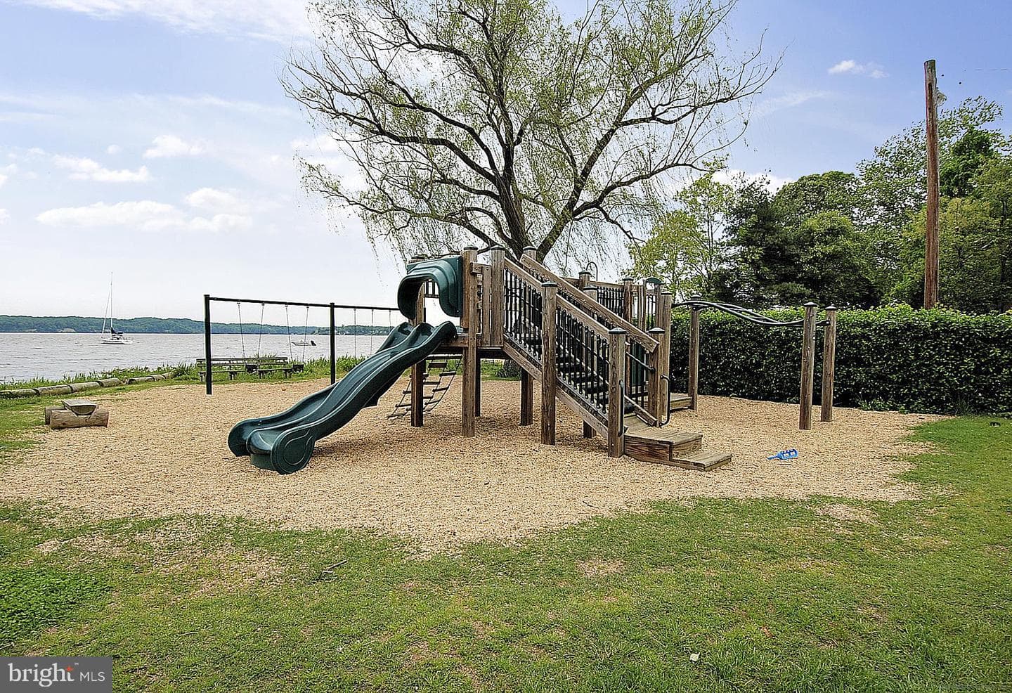 111 Round Bay Road photo 76