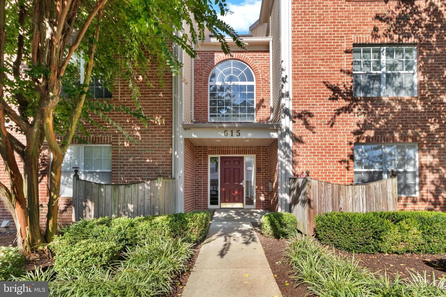 615 Admiral Drive #306 photo 26