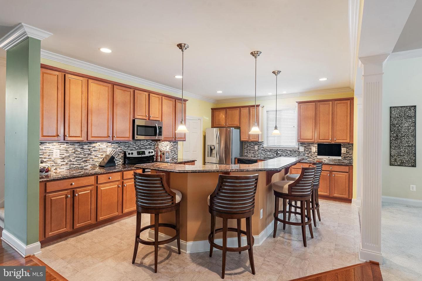 539 Donner Way photo 20