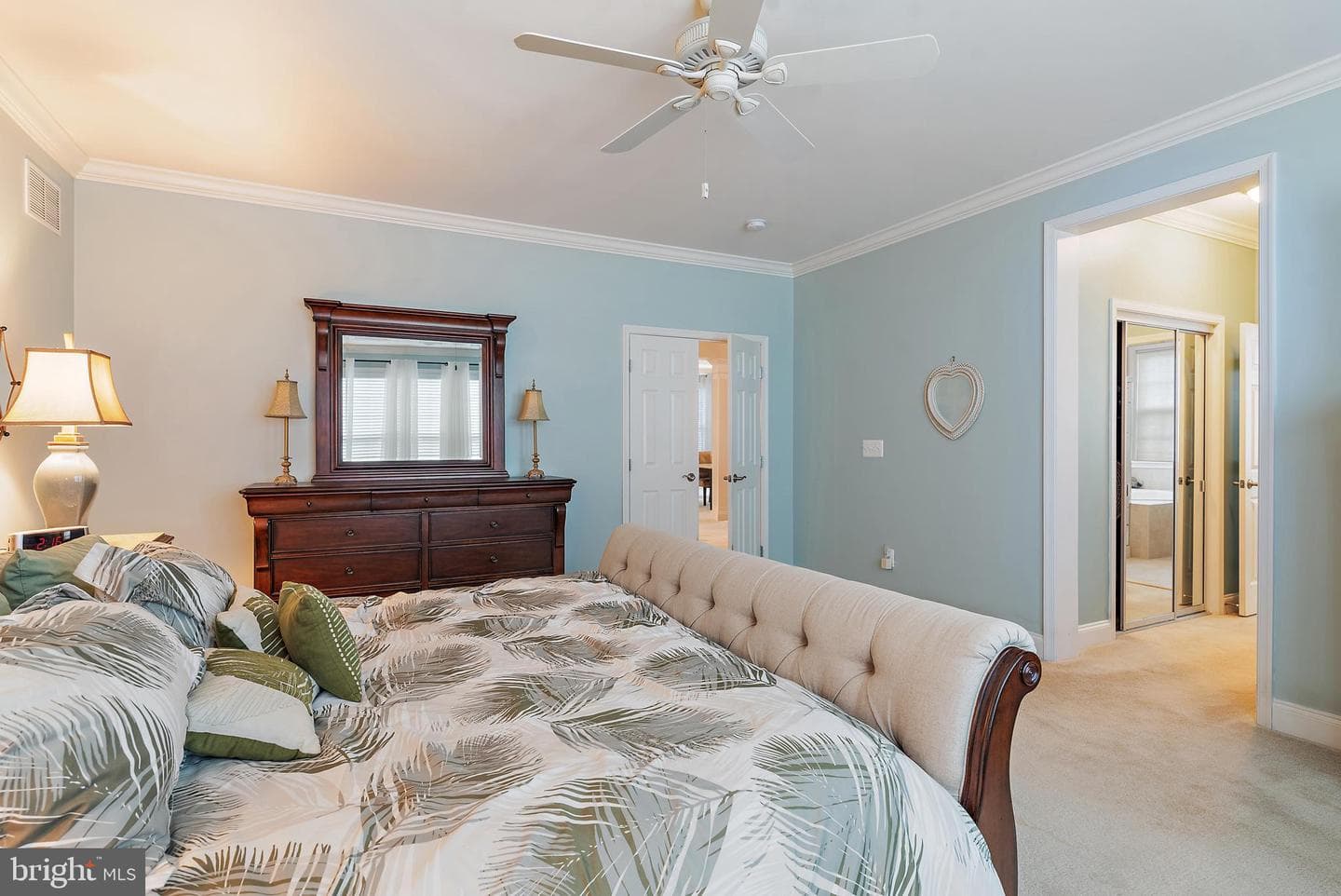 539 Donner Way photo 28