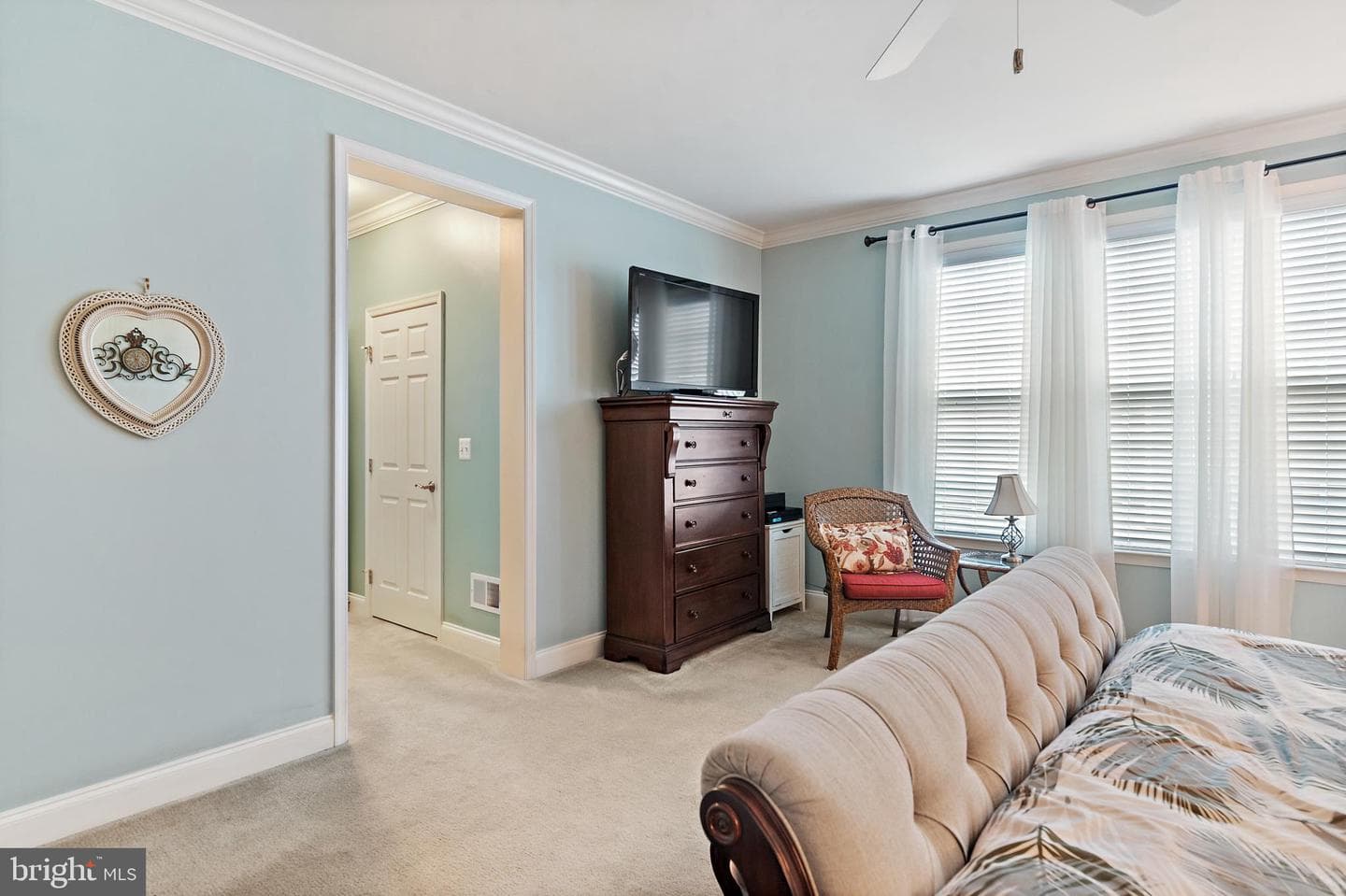 539 Donner Way photo 29