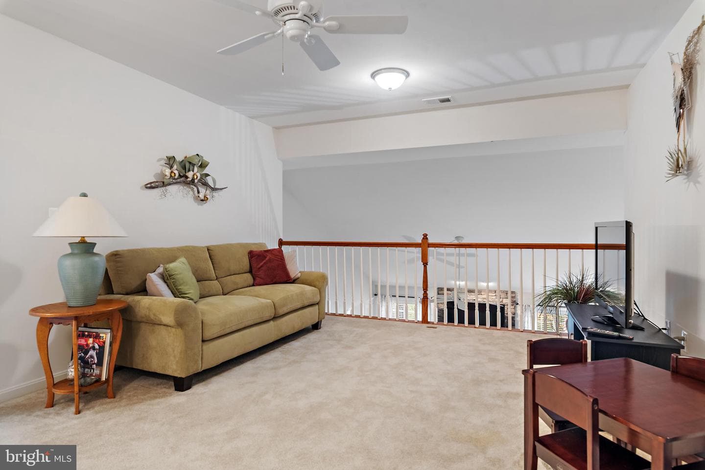 539 Donner Way photo 35