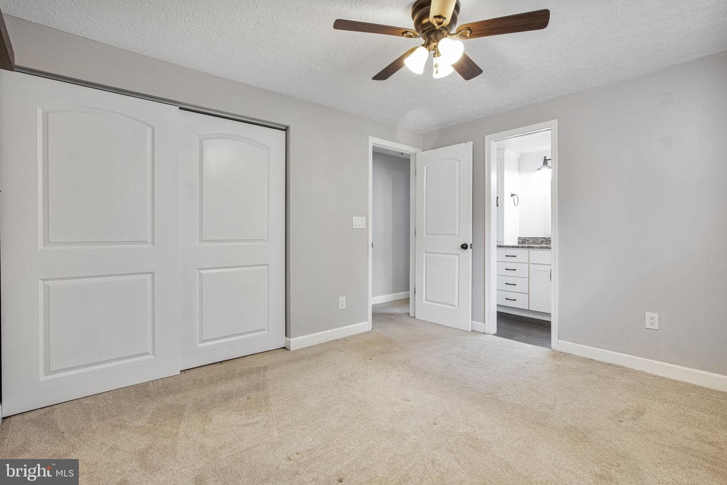 2957 Crystal Palace Lane photo 17