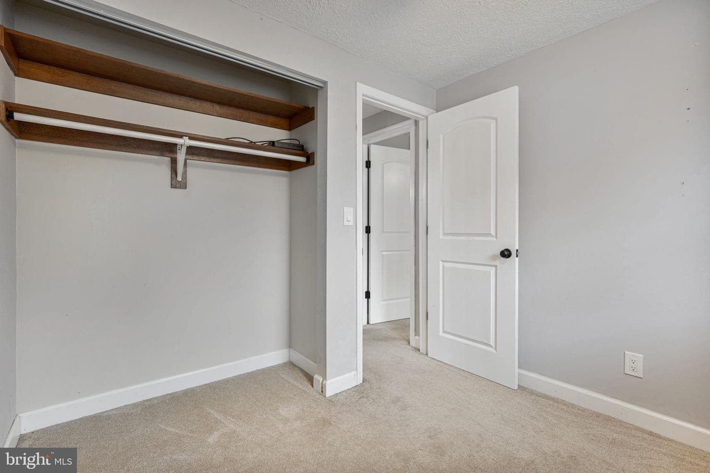 2957 Crystal Palace Lane photo 22