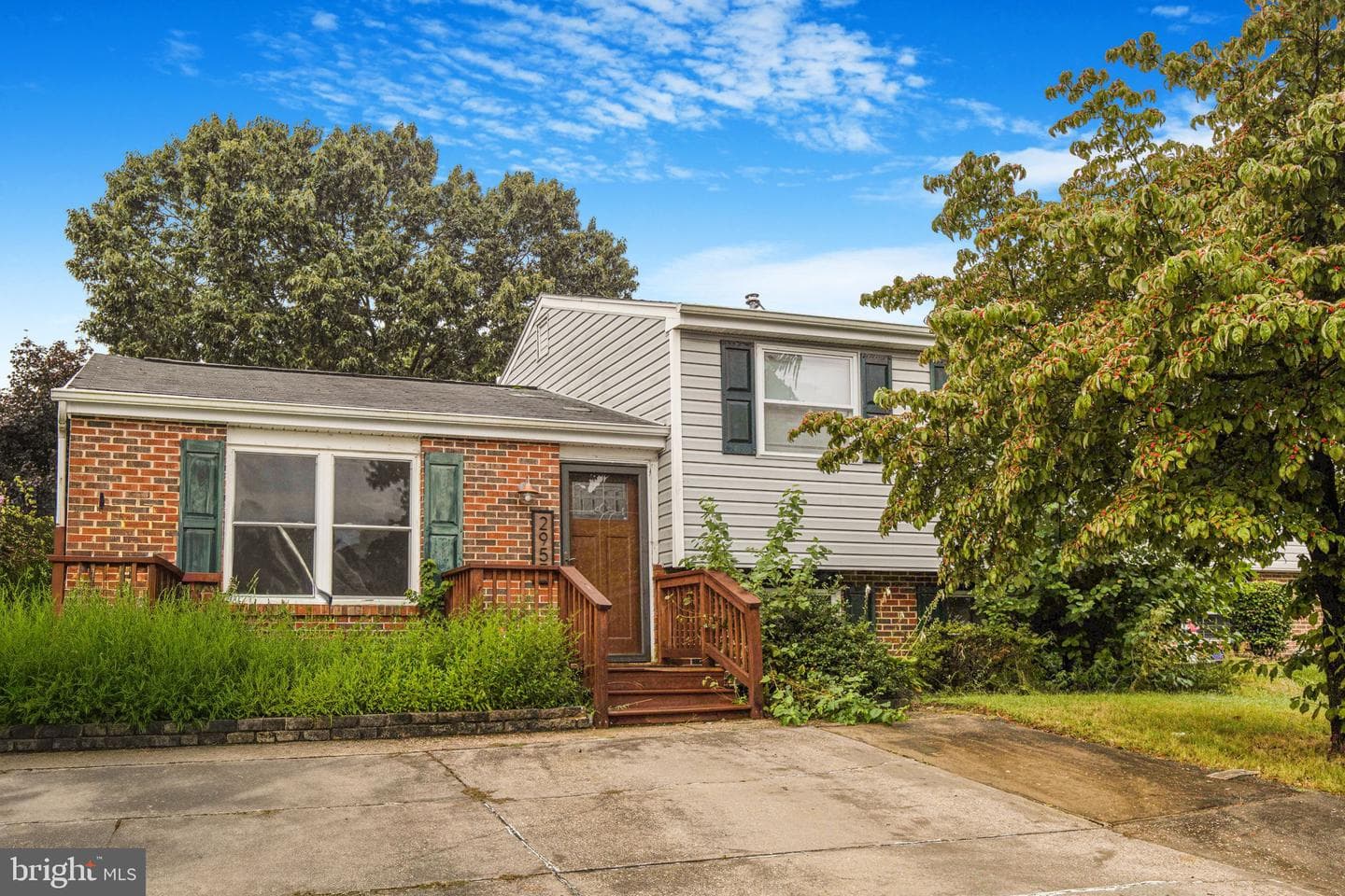 2957 Crystal Palace Lane photo 4