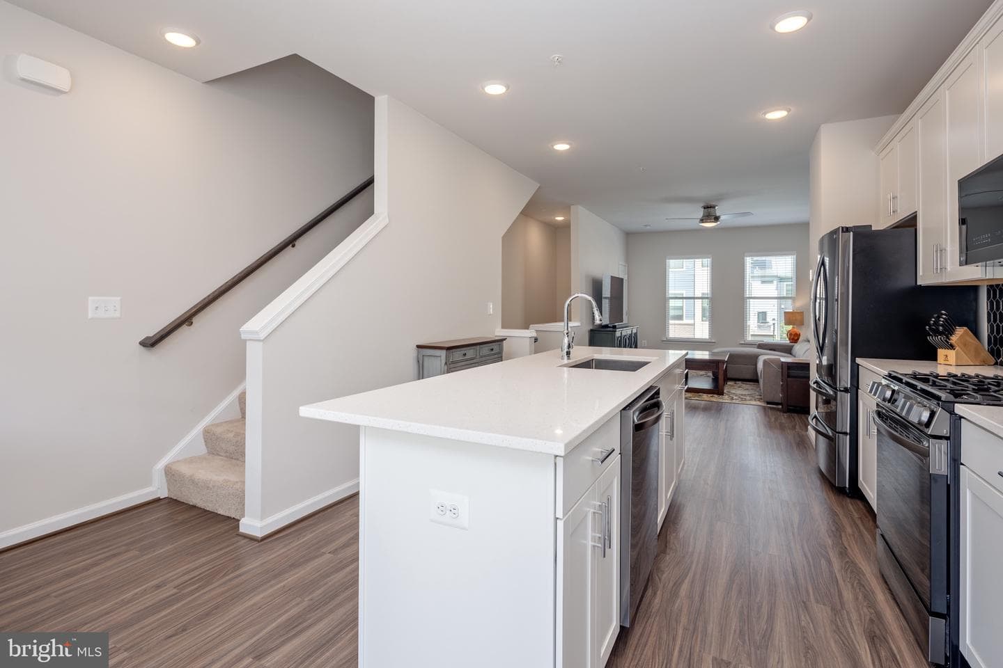 3393 Cormorant Drive photo 14