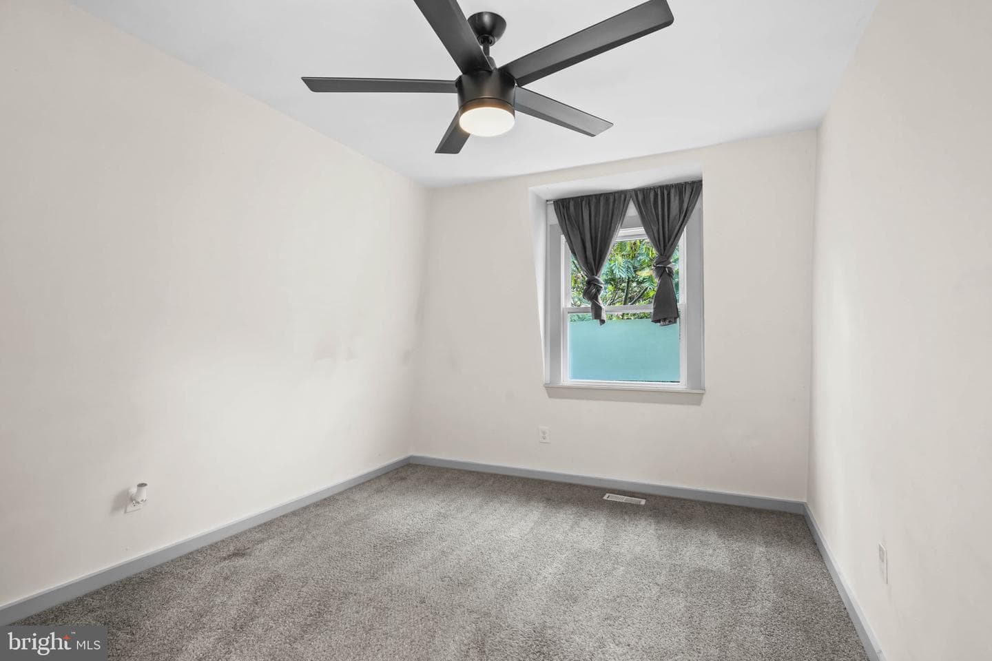 1111 Wildwood Lane photo 16