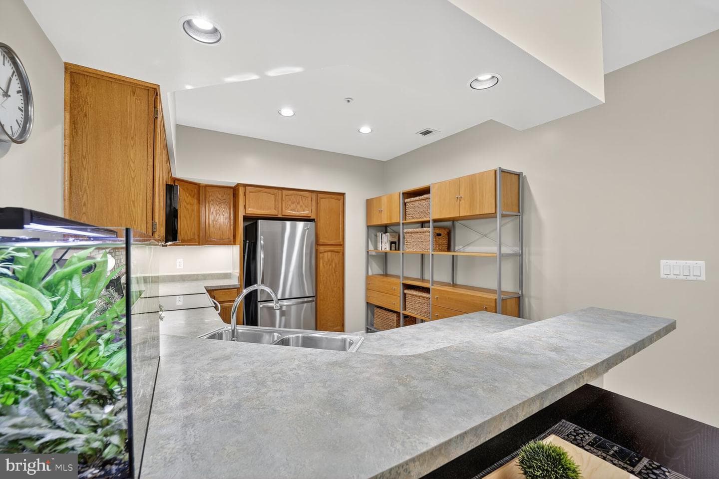 2709 Summerview Way #201 photo 11